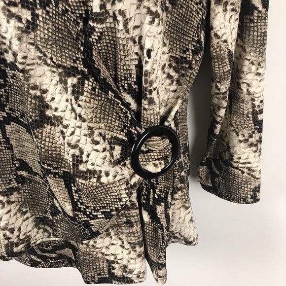 Elementz snake print top - Picture 3 of 5